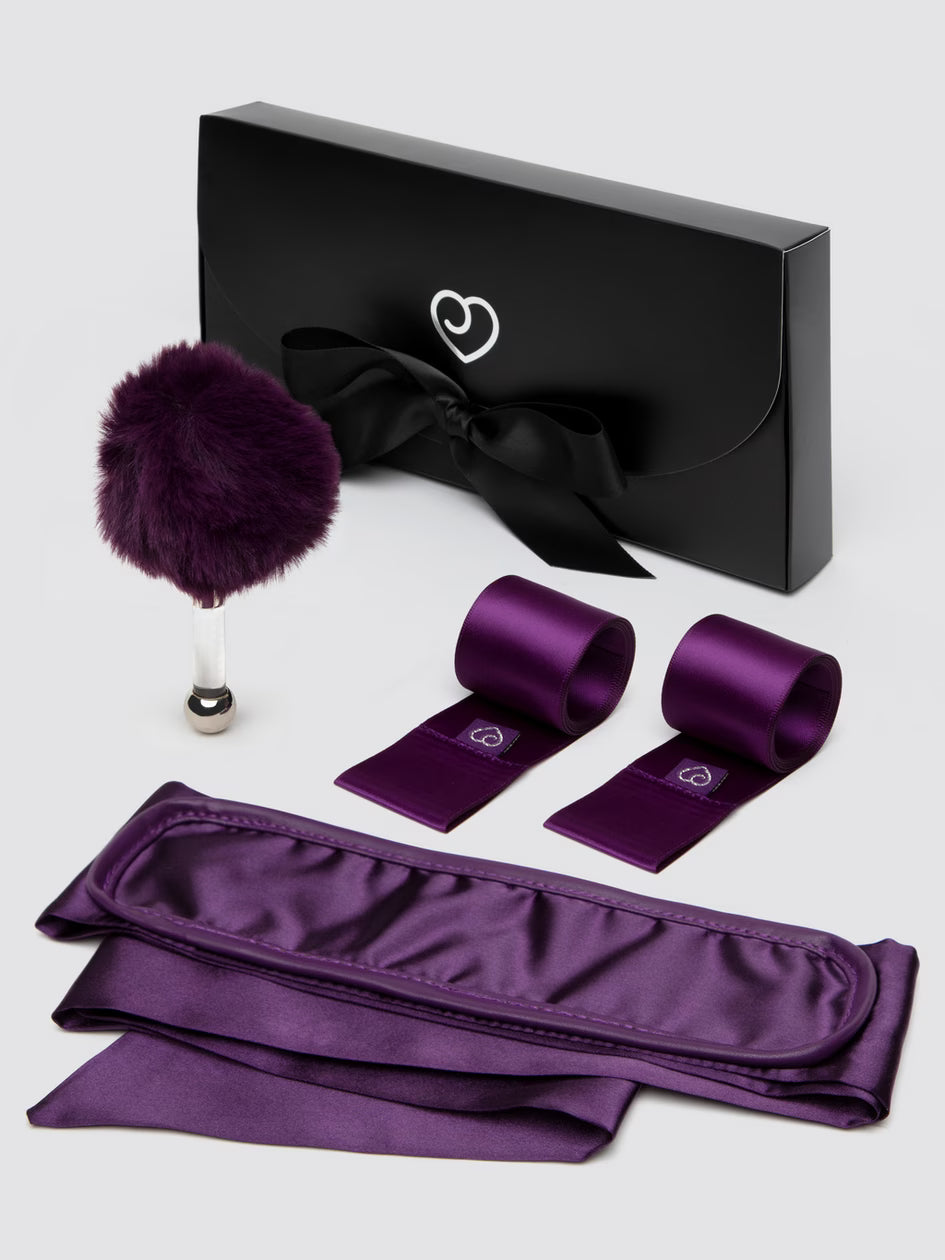 Lovehoney Tie and Tease Pillow Present Bondage Kit (3 Piece) use code AFF-AMS18, ends 14/2/26) (Copy)