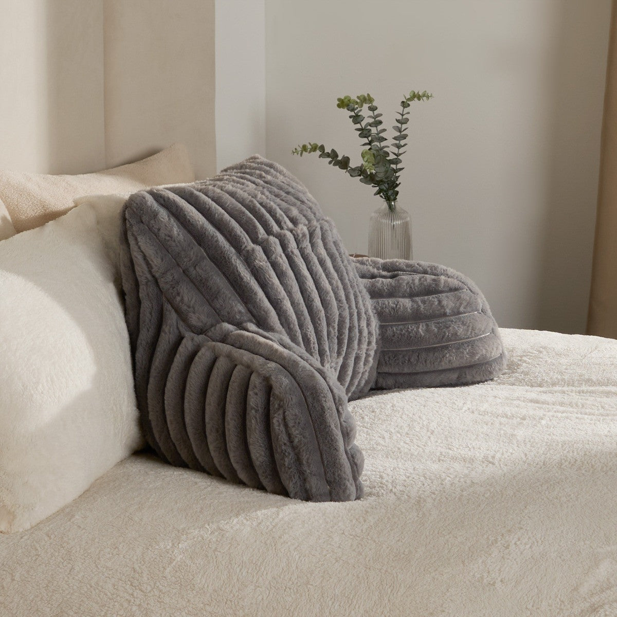 OHS Ribbed Faux Fur Cuddle Cushion with Heatable Pocket