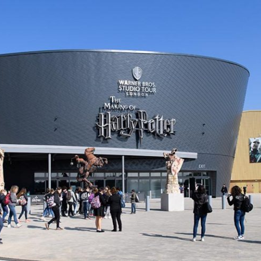 Warner Bros. Studio Tour London Tickets - step behind the scenes of Harry Potters world