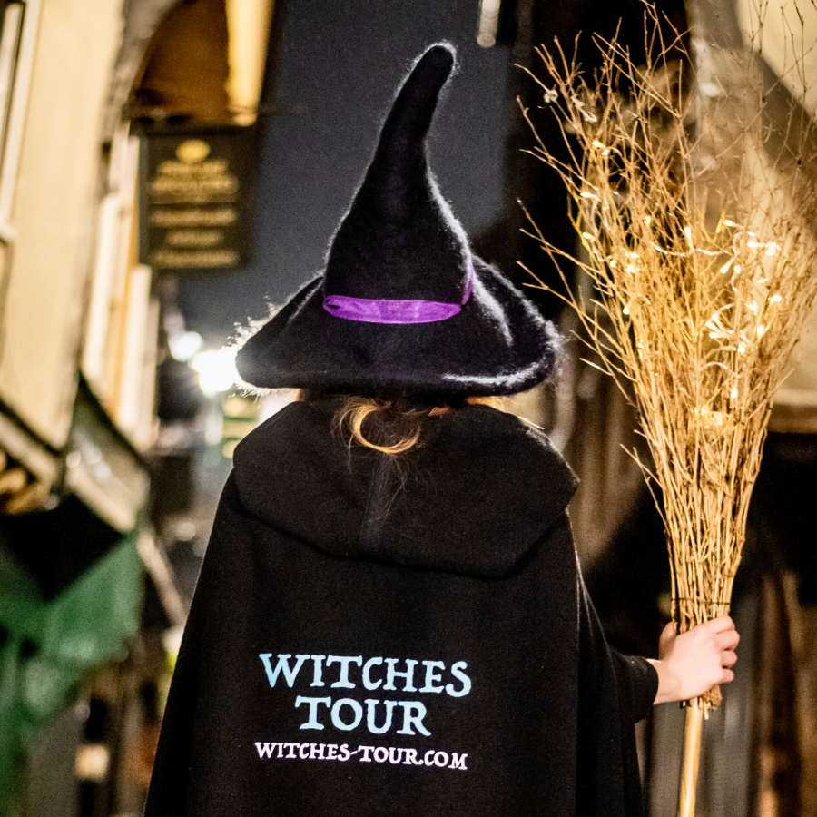 York Witches Tour | Save 20% on tickets